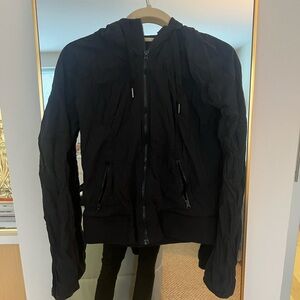 Lululemon Black Jack Size 6